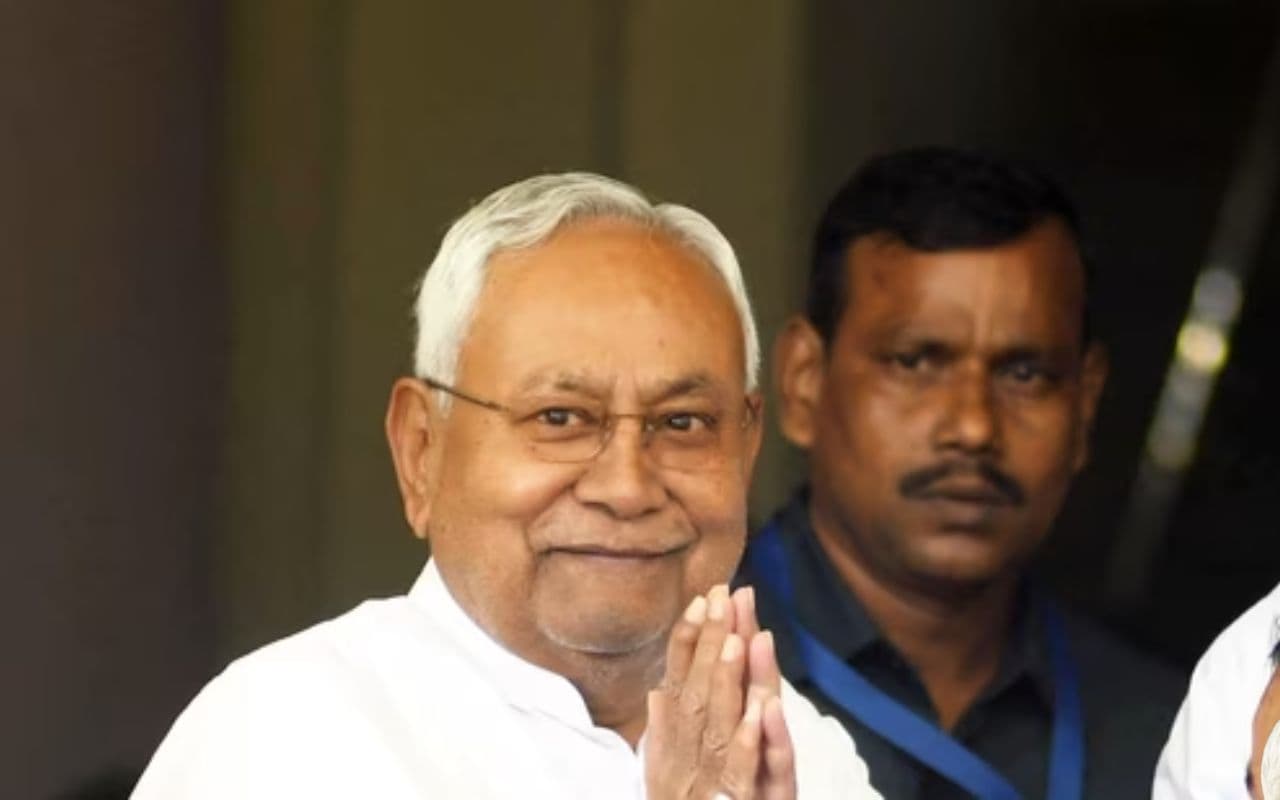 CM नीतीश ने दी दशहरा की बधाई, प्रदेशवासियों से की शांतिपूर्ण तरीके से मनाने की अपील