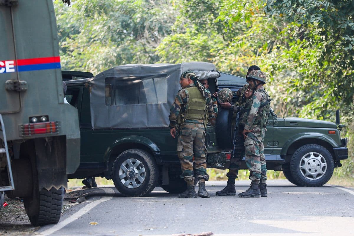 Akhnoor Encounter: सेना के काफिले पर हमला करने वाले तीनों आतंकवादी ढेर, सर्च ऑपरेशन जारी