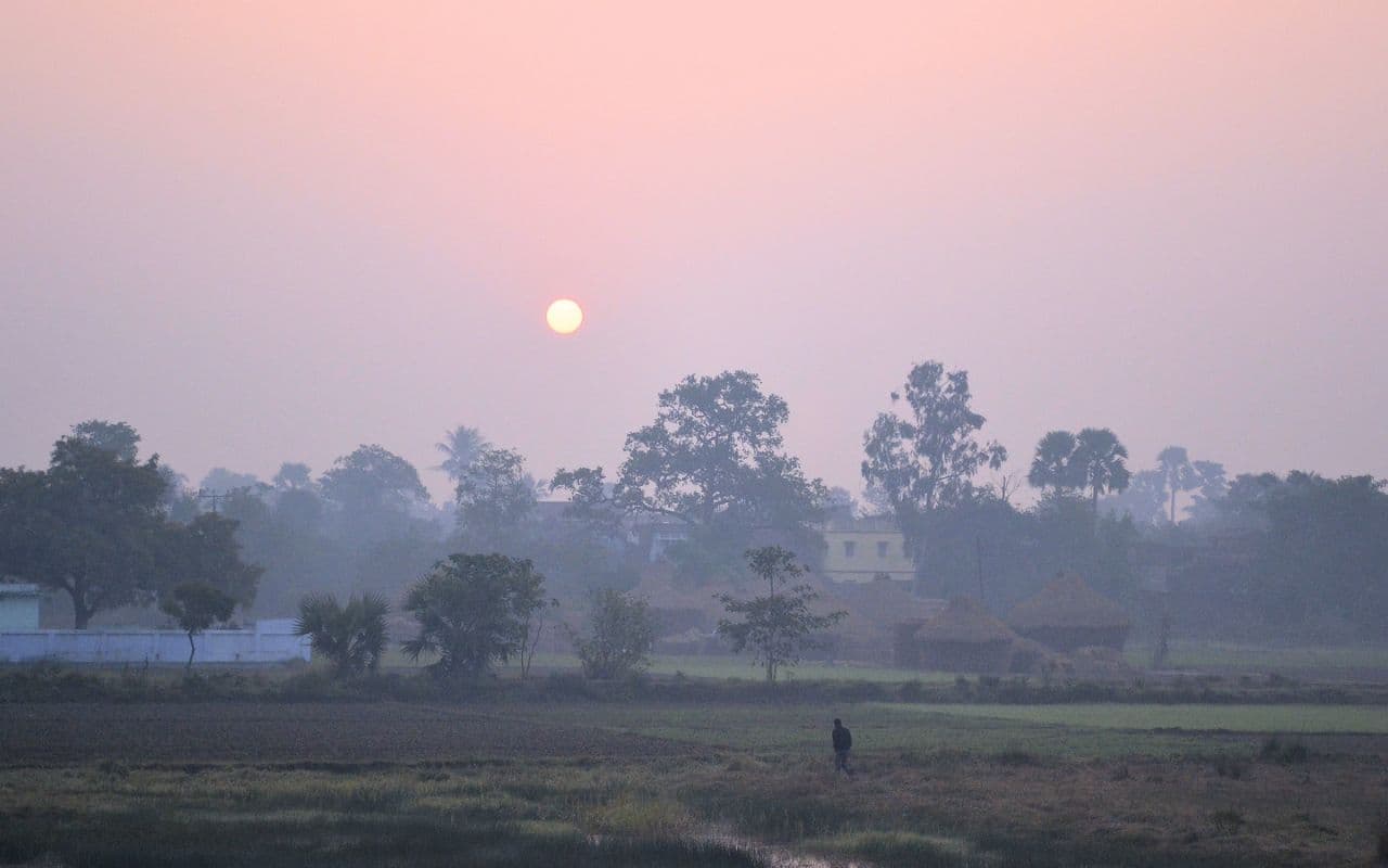 Bihar Weather: बिहार को गुलाबी ठंड का इंतजार, चार साल में इस बार सबसे गर्म रहा मौसम