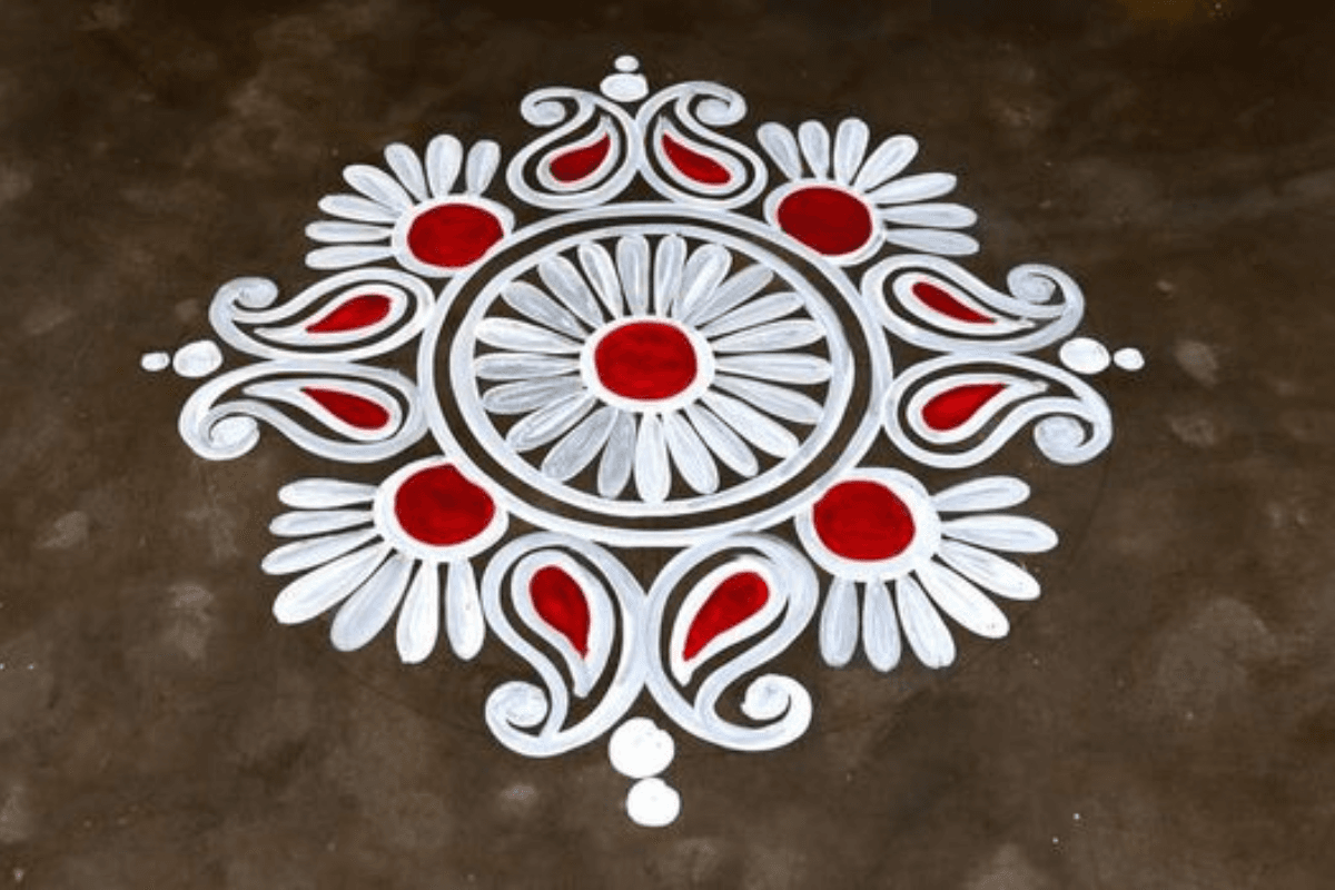 Rangoli Design with two colour: सिर्फ दो रंगोली कलर से बनाएं ये खूबसूरत डिजाइन
