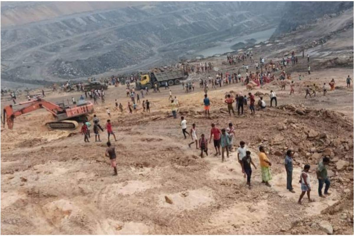 Birbhum Coal Mine Blast : राज्य सरकार की बड़ी घोषणा, मृतकों के परिजनों को मिलेंगे 30 लाख रुपये और नौकरी