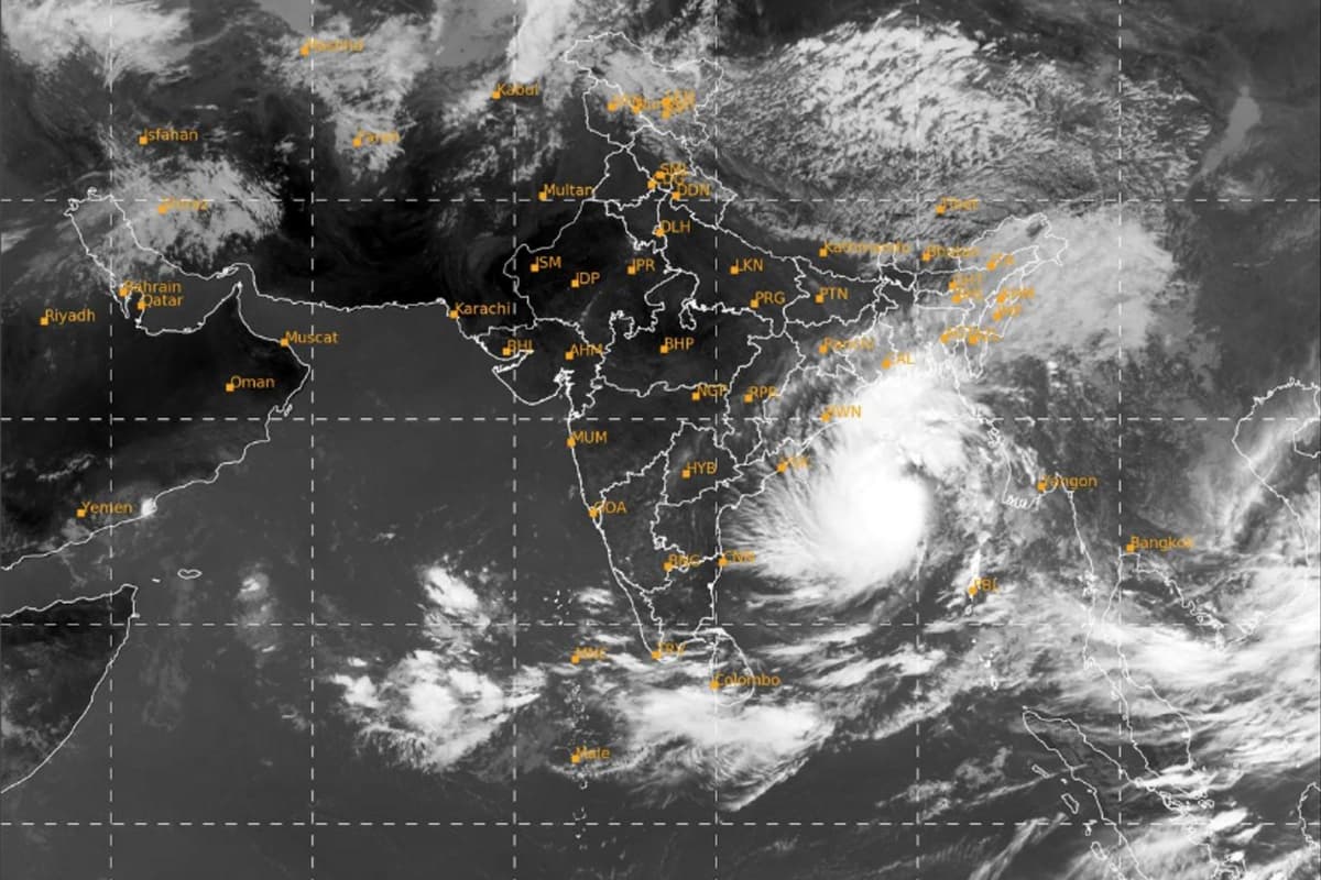 Cyclone Dana: तूफान दाना झारखंड में भी मचाएगा तबाही, 24 से 27 अक्टूबर तक मूसलाधार बारिश, हाई अलर्ट