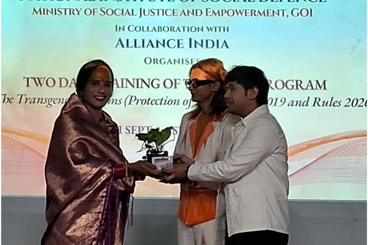 Jharkhand News : ट्रांस जेंडर समुदाय के उत्थान पर दिल्ली में मंथन