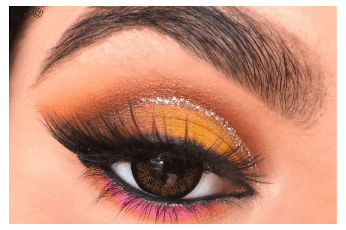 Eye Makeup for Garba Look: अपने ट्रेडिशनल लुक को बनाएं और भी खूबसूरत