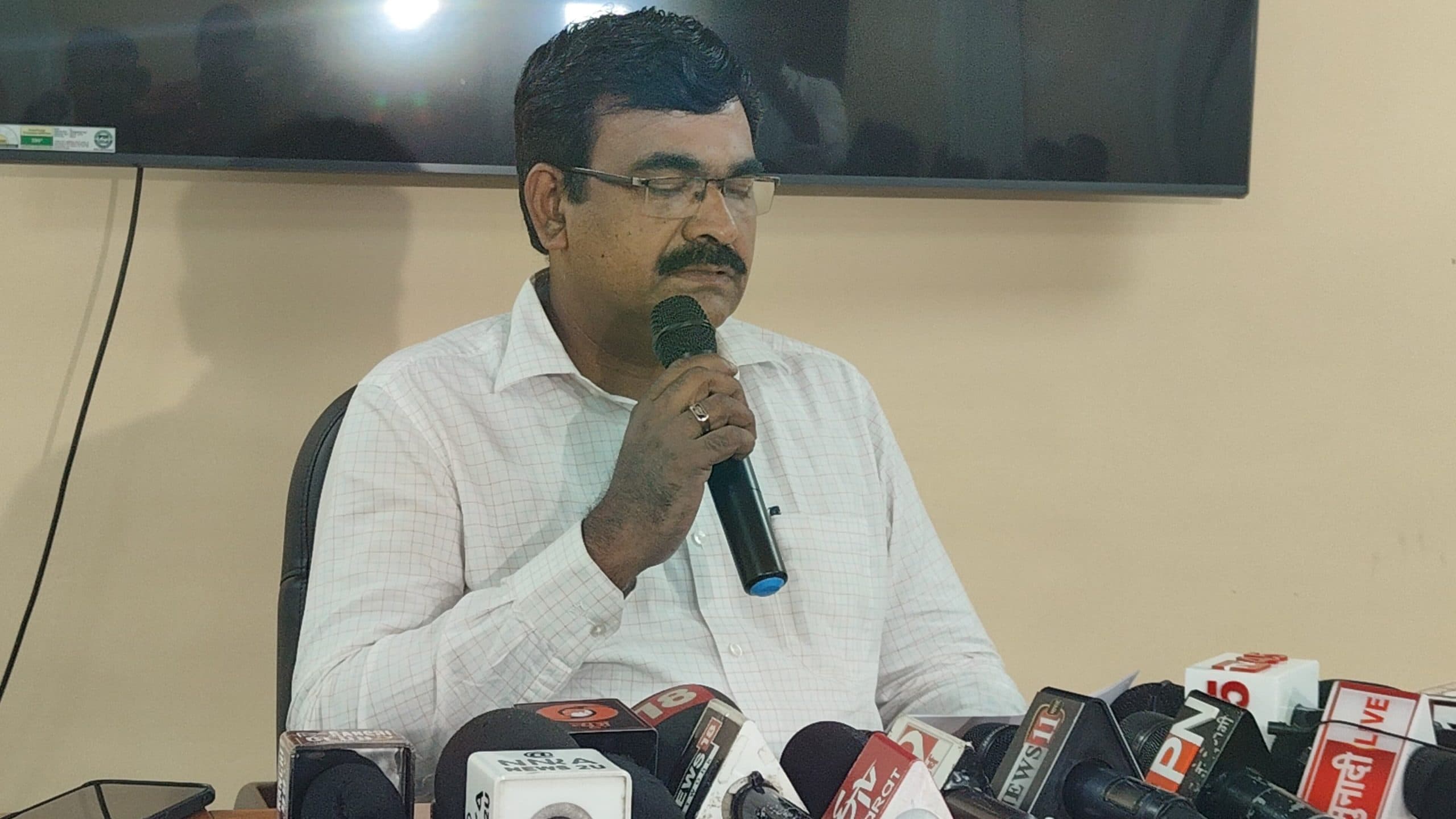 Jharkhand Assembly Election 2024: सोशल मीडिया को लेकर चुनाव आयोग ने जारी किया विशेष दिशा निर्देश, जानिए क्या है गाइडलाइन?