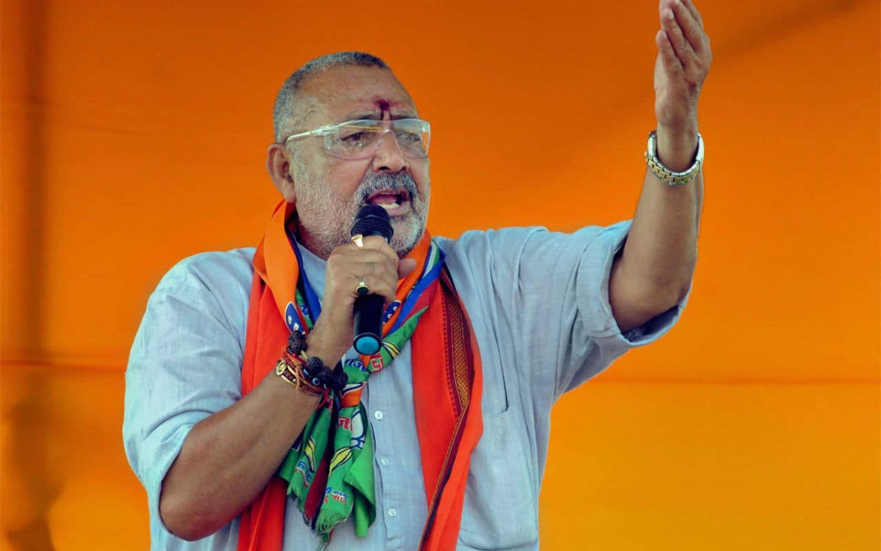 'सनातन कमजोर होने से भारत का लोकतंत्र कमजोर होगा', बीजेपी सांसद ने मोहन भागवत के बयान का किया समर्थन