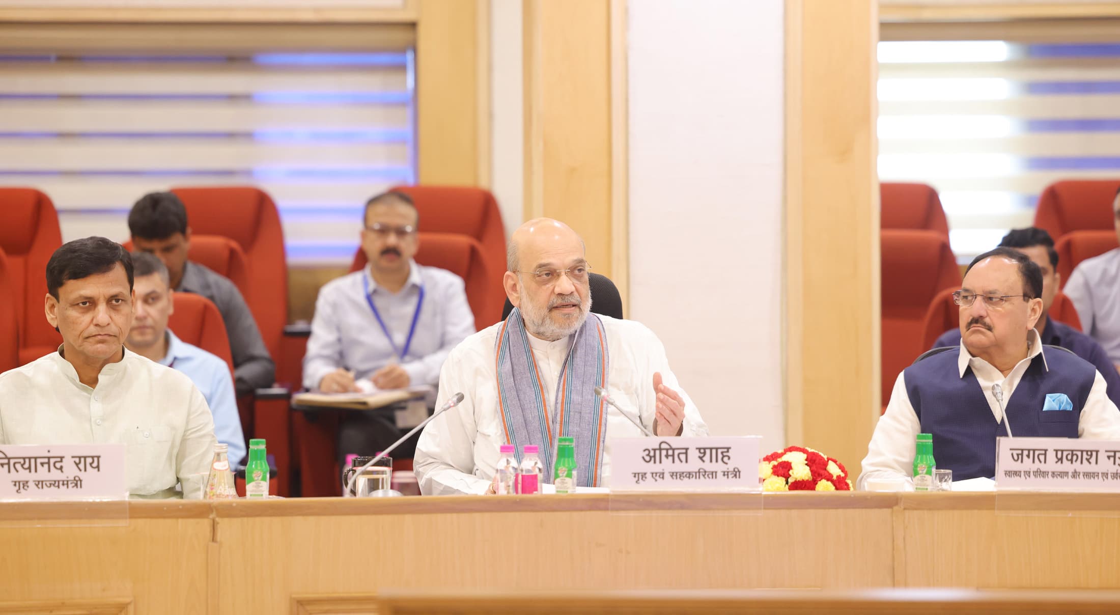 Naxalism: नक्सलवाद पर एक अंतिम प्रहार करने की जरूरत