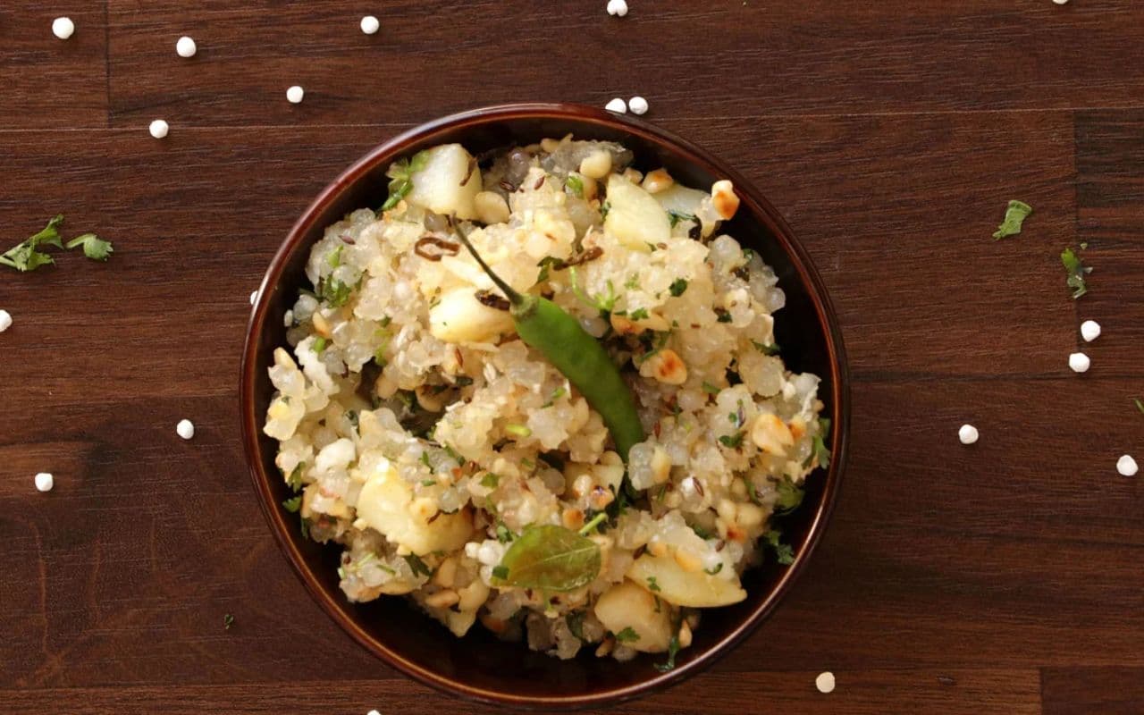 IRCTC: 13 अक्तूबर तक ट्रेनों में परोसे जायेंगे बिना लहसुन-प्याज वाले भोजन, व्रतियों के लिए खुशखबरी