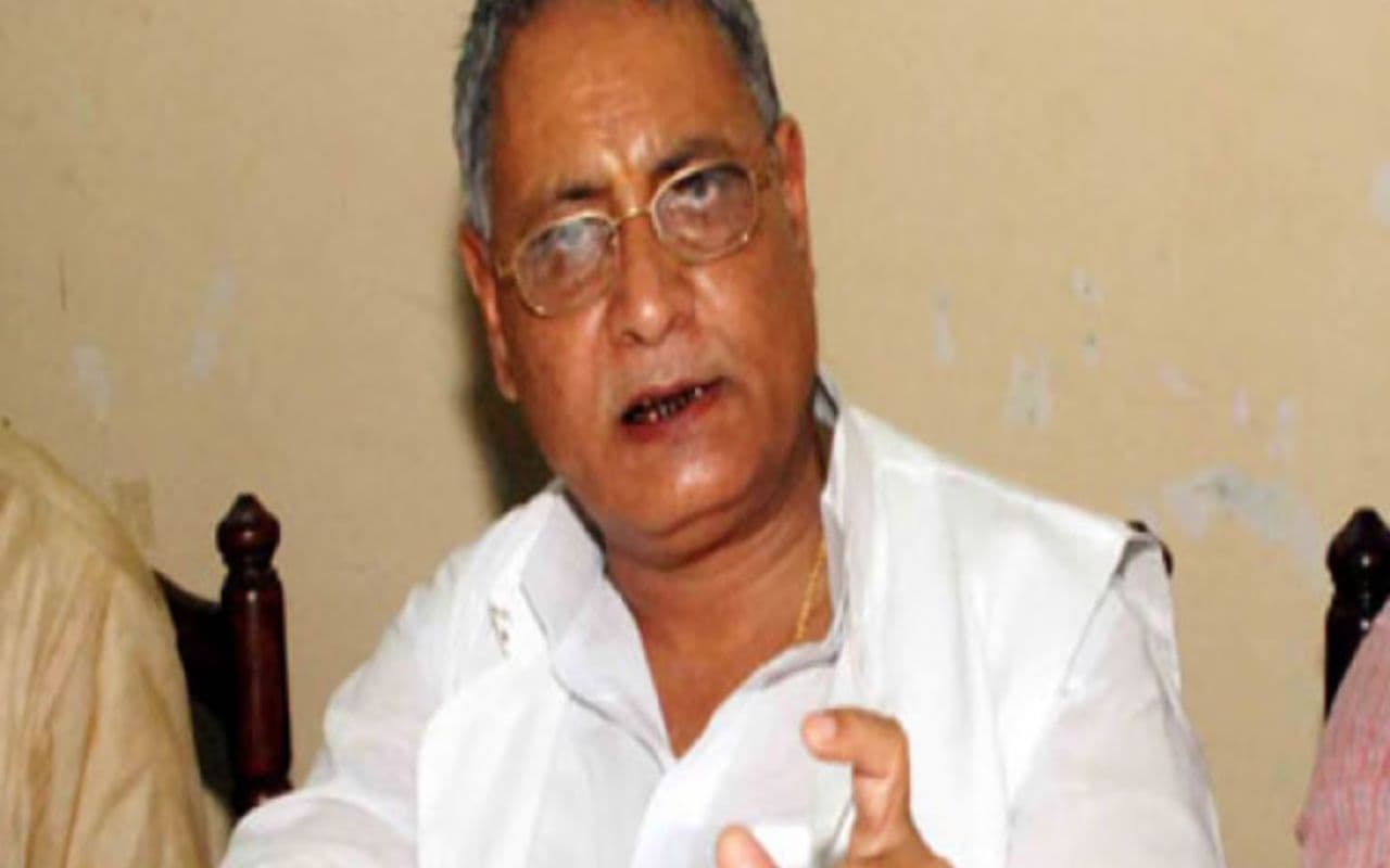 Bihar Land Survey: जमीन सर्वे में पूर्व सांसद की बदल दी जाति, भूमिहार से बना दिया यादव, सीएम को लिखी चिठ्ठी Bihar Land Survey: जमीन सर्वे में पूर्व सांसद की बदल दी जाति, भूमिहार से बना दिया यादव, सीएम को लिखी चिठ्ठी