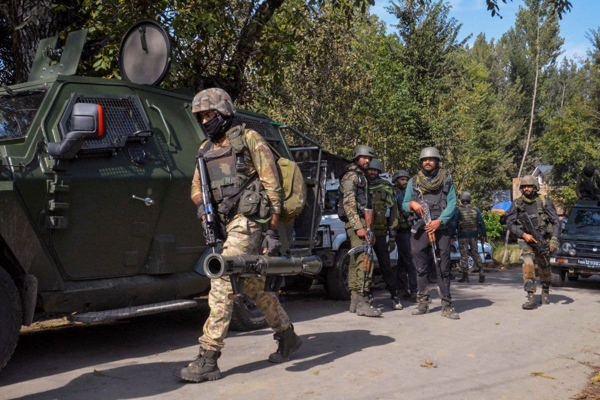 Terrorist Attack in J&K: अखनूर सेक्टर में सेना की गाड़ी पर फायरिंग करके भागे आतंकी