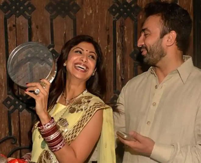 Karwa Chauth Photo Poses: यहां है 5 बेहतरीन कप्लस पोसेस, इस करवा चौथ आप भी करें ट्राई