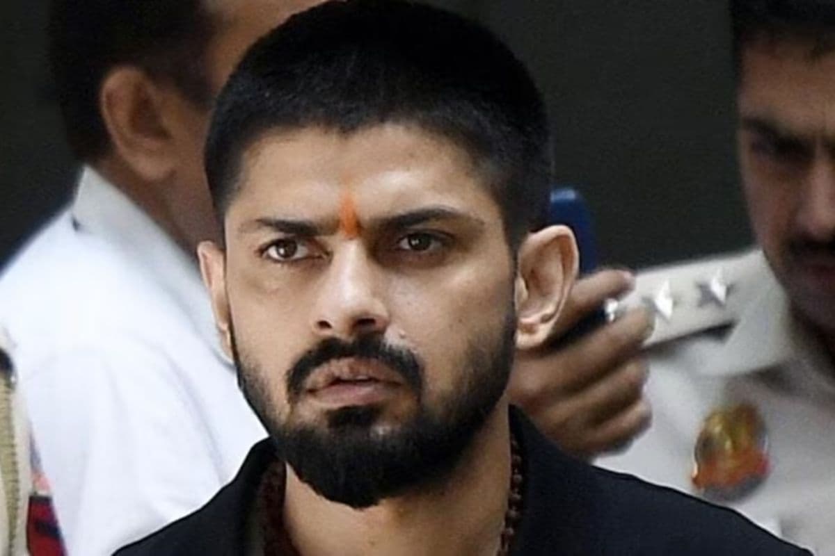 लॉरेंस बिश्नोई का हिरासत में इंटरव्यू प्रसारित करने के मामले में 2 DSP समेत 7 पुलिसकर्मी निलंबित