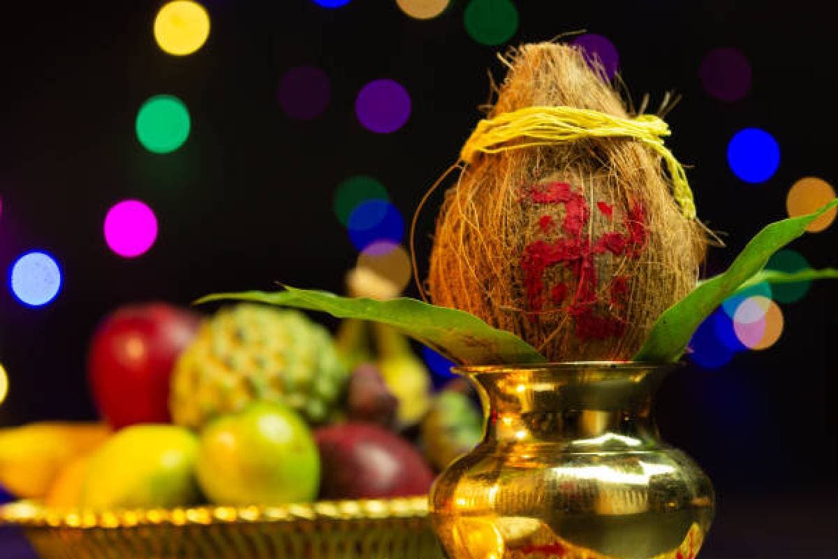 Navratri 2024 Bhog: नवरात्रि के 9 दिन माता को इन चीजों का लगाएं भोग, देखें लिस्ट