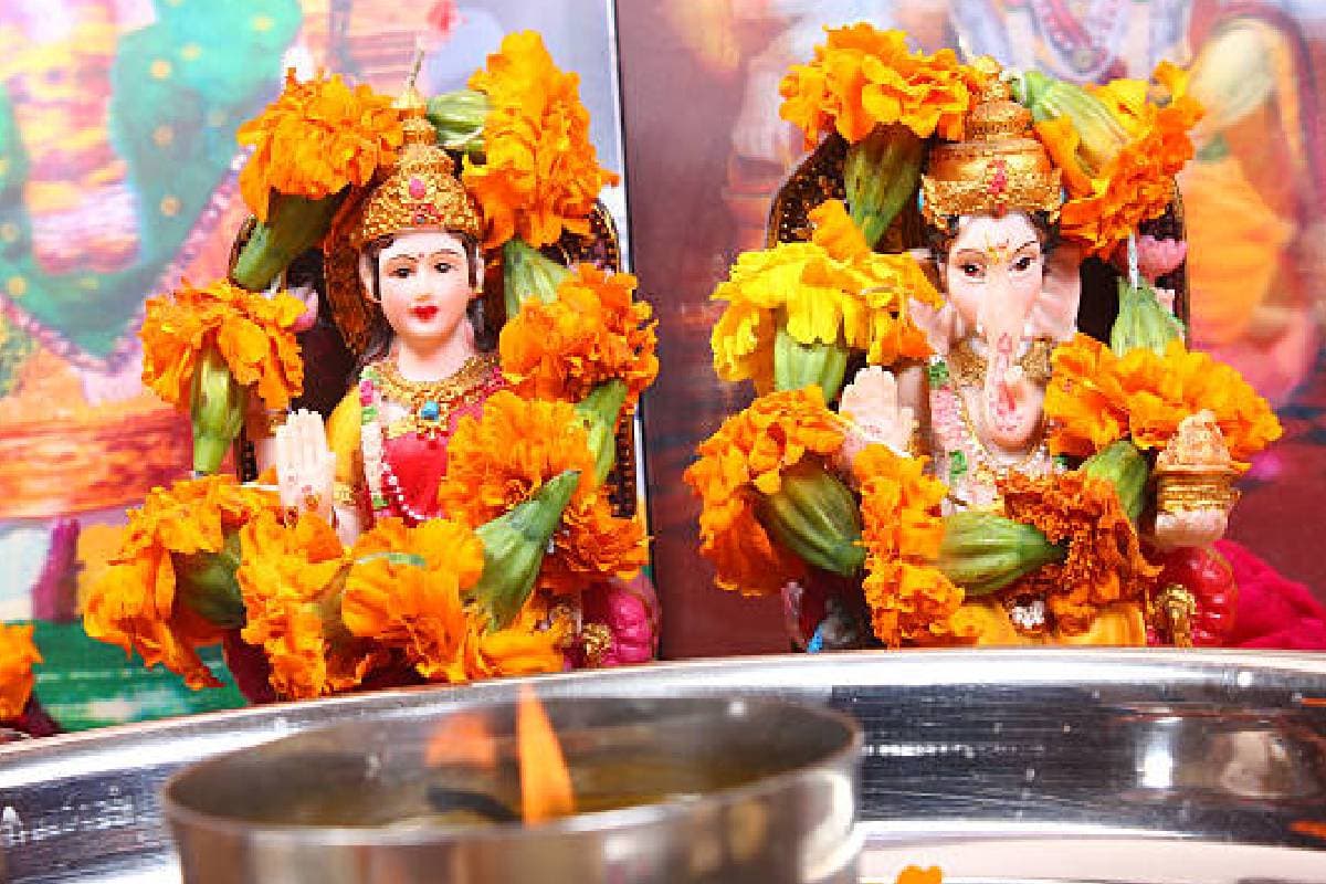 Diwali 2024: लक्ष्मी-गणेश की मूर्ति खरीदने से पहले जान लें अहम बातें, न करें ऐसी गलती