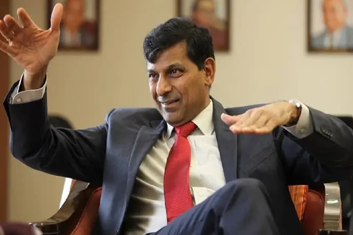 महंगाई पर रघुराम राजन ने दी बड़ी चेतावनी, ऐसे तो आरबीआई से लोगों का उठ जाएगा भरोसा