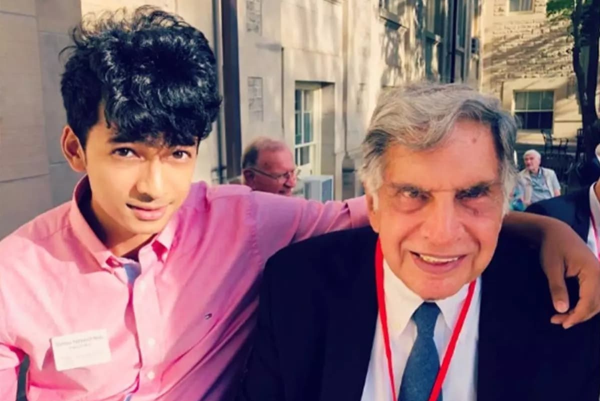 Ratan Tata के जिगरी दोस्त कैसे बन गए Shantanu Naidu? अंतिम यात्रा में सबसे आगे आये नजर, लिखा दिल छू लेनेवाला पोस्ट