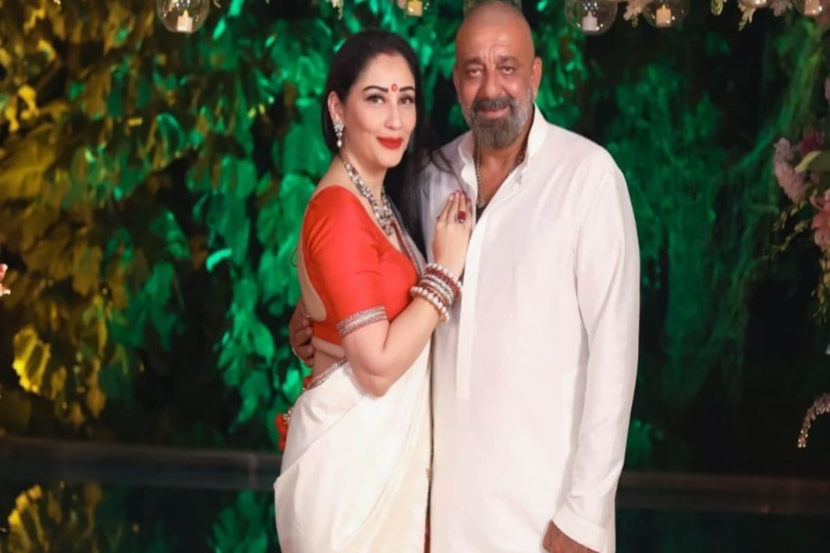Sanjay Dutt Married Again: संजय दत्त ने फिर से मान्यता संग लिए फेरे, लोगों पूछा-क्या चौथी शादी कर ली? देखें वीडियो
