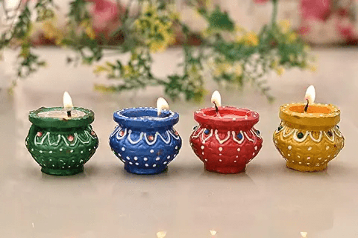 Mitti ka Karwa on Karwa Chauth: करवाचौथ पर मिट्टी के करवे से दें चंद्रदेव को अर्घ्य