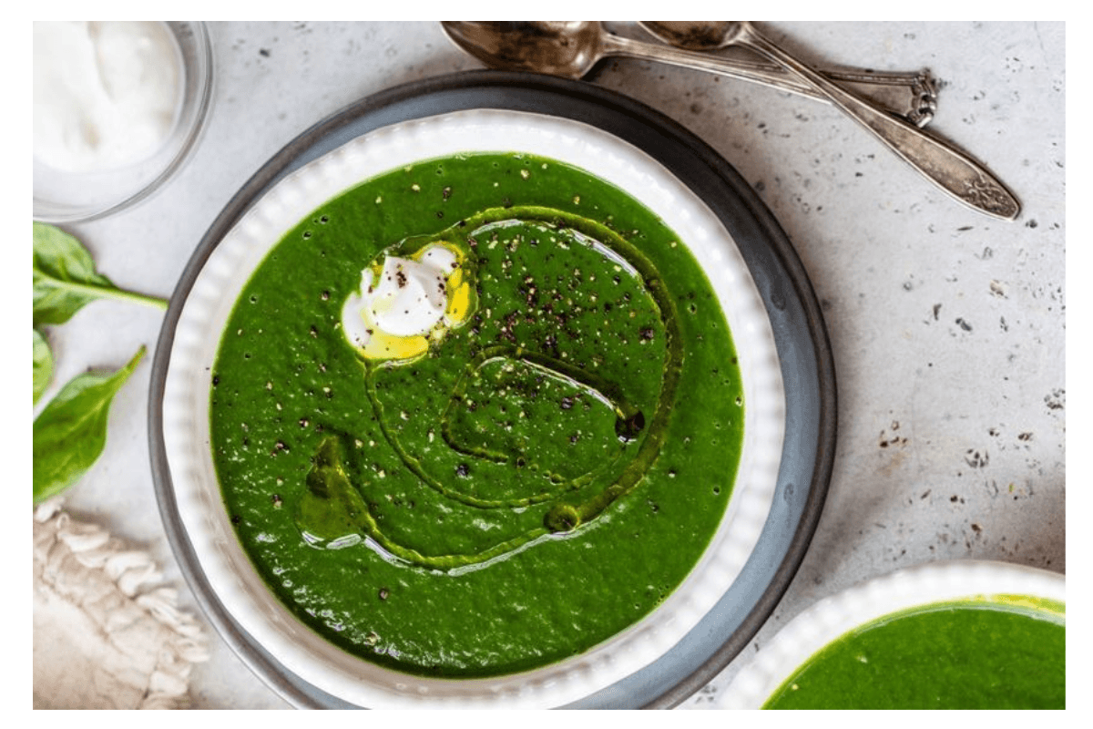 Spinach and Moong Dal Soup: स्वादिष्ट और पौष्टिक पालक मूंग दाल का सूप वजन घटाने में करेगा आपकी मदद
