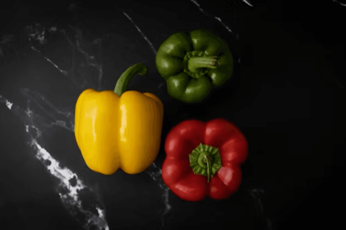 Benefits of capsicum: शिमला मिर्च के अद्भुत फायदे, स्वाद के साथ सेहत का खजाना