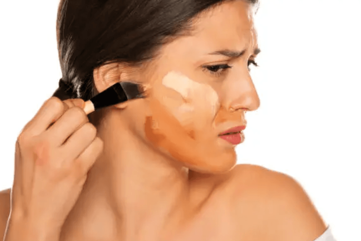 Makeup Mistakes: मेकअप मिस्टेक्स जो आपके लुक को बिगाड़ देती हैं, जानें कैसे करें सही मेकअप