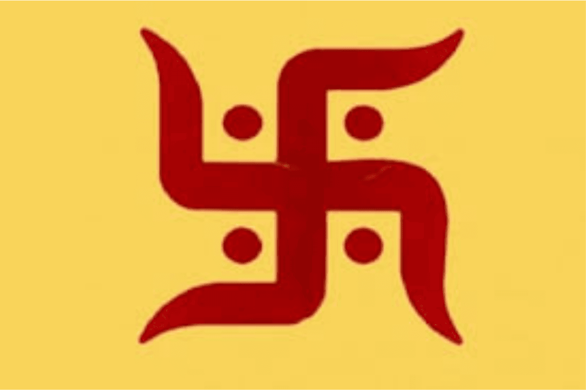 Swastik For Diwali: इस दिवाली स्वास्तिक बनाकर मां लक्ष्मी का करें स्वागत, घर में लाएं सुख और समृद्धि