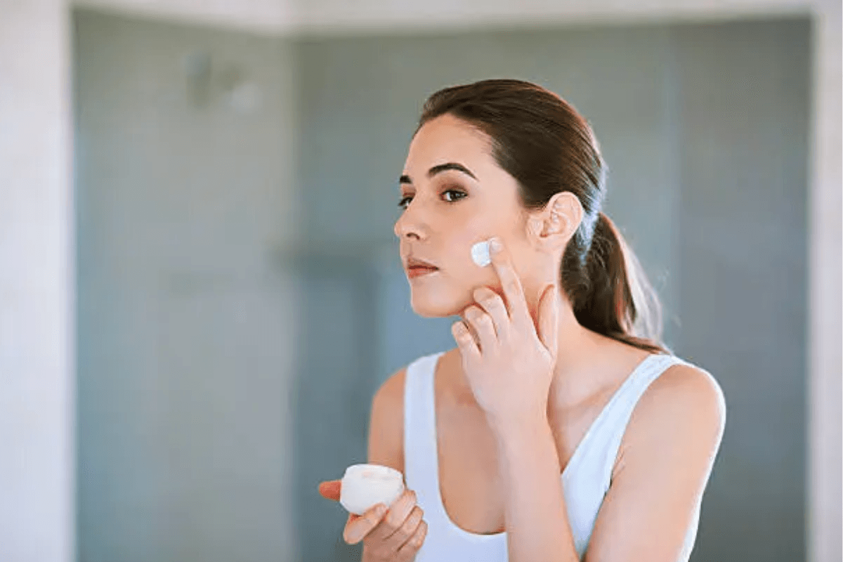 Diwali skin care: इस दिवाली आपके चेहरे की चमक और घरेलू नुस्खों के राज, लोगों को करेंगे हैरान
