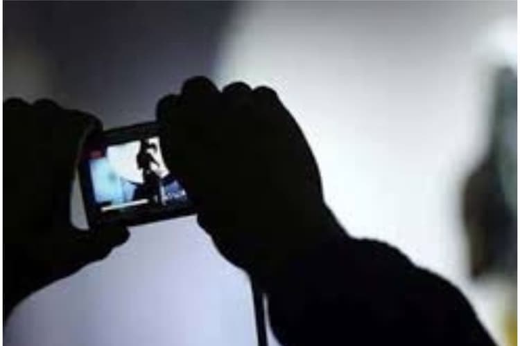 कोलकाता पुलिस ने ‘लाइव स्ट्रीमिंग’ हैक होने के मामले की जांच हुई शुरु