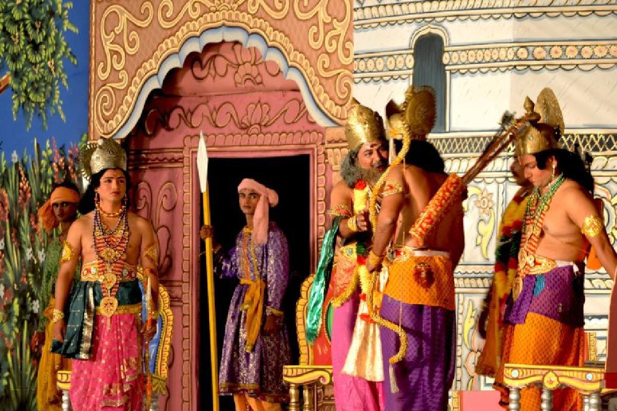 विजयादशमी विशेष : हिंदी साहित्य में भी है राम की जीवन लीला का संदेश