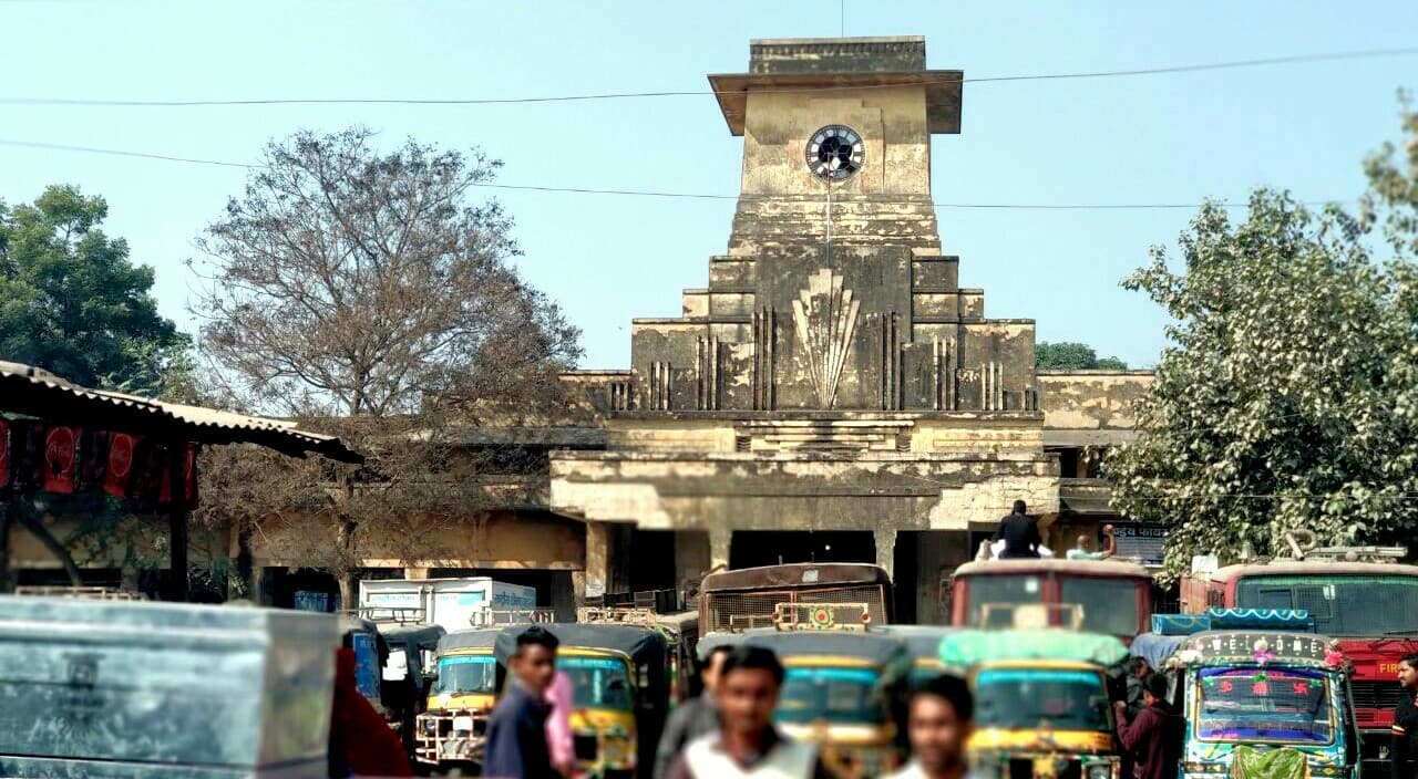 Bihar Land Survey: बेतिया राज के 6 हजार एकड़ जमीन पर है अवैध कब्जा, सर्वे के बाद होगी कार्रवाई