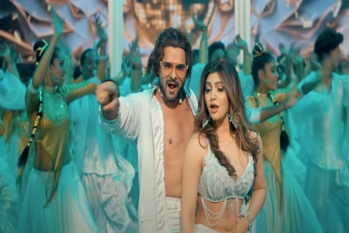 Chumma Chumma Song: भोजपुरी गाना चुम्मा-चुम्मा ने पार किया 10 मिलियन, खेसारी लाल यादव और आकांक्षा लगा रही पानी में आग