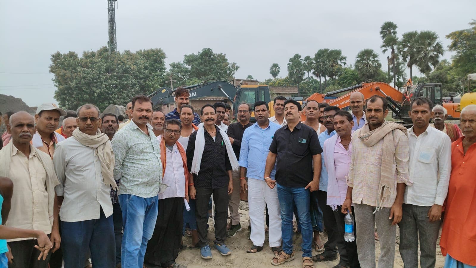 Patna News: करजान -ताजपुर पुल का निर्माण फिर अटका, इस वजह से किसानों ने रुकवाया काम