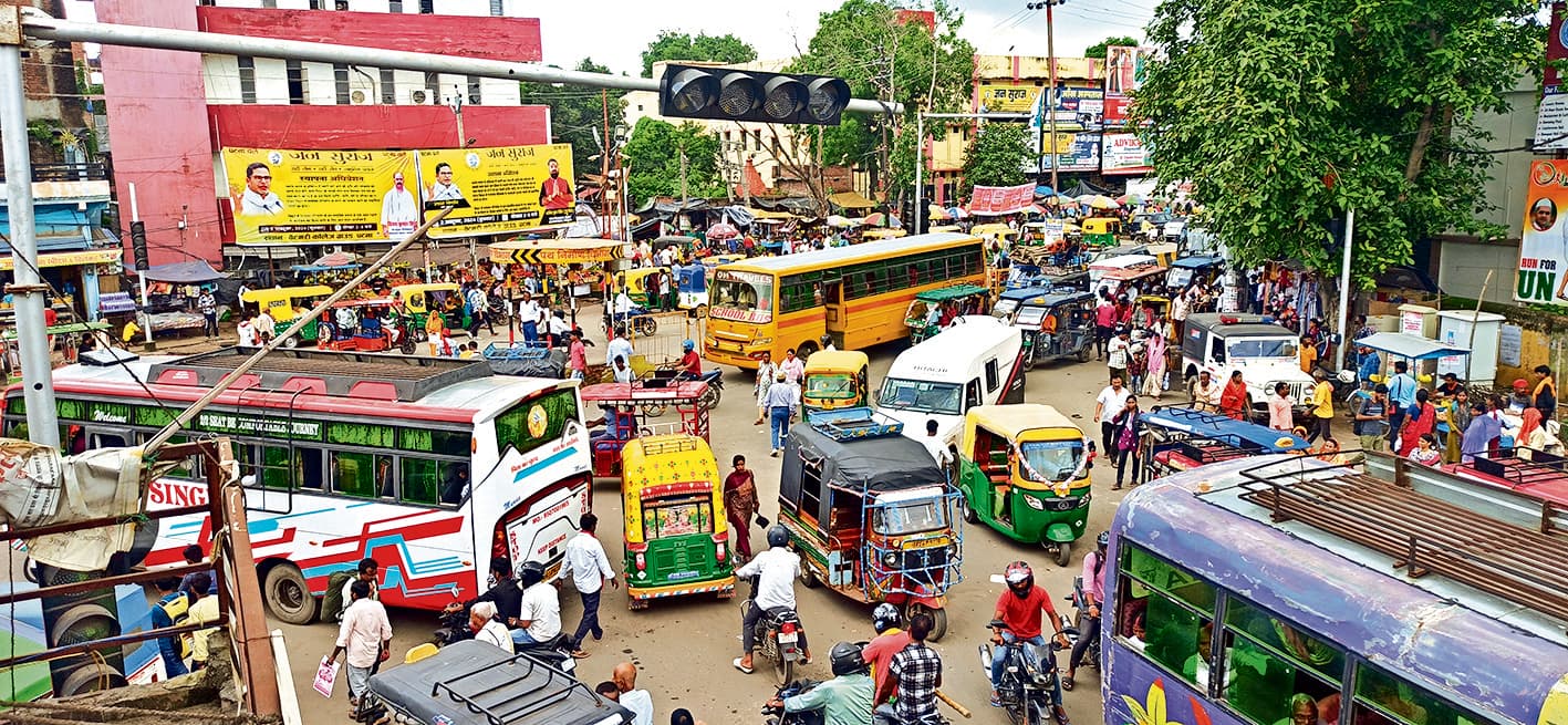 शहर में तीन अक्तूबर से लागू हो जायेंगे नये ट्रैफिक नियम