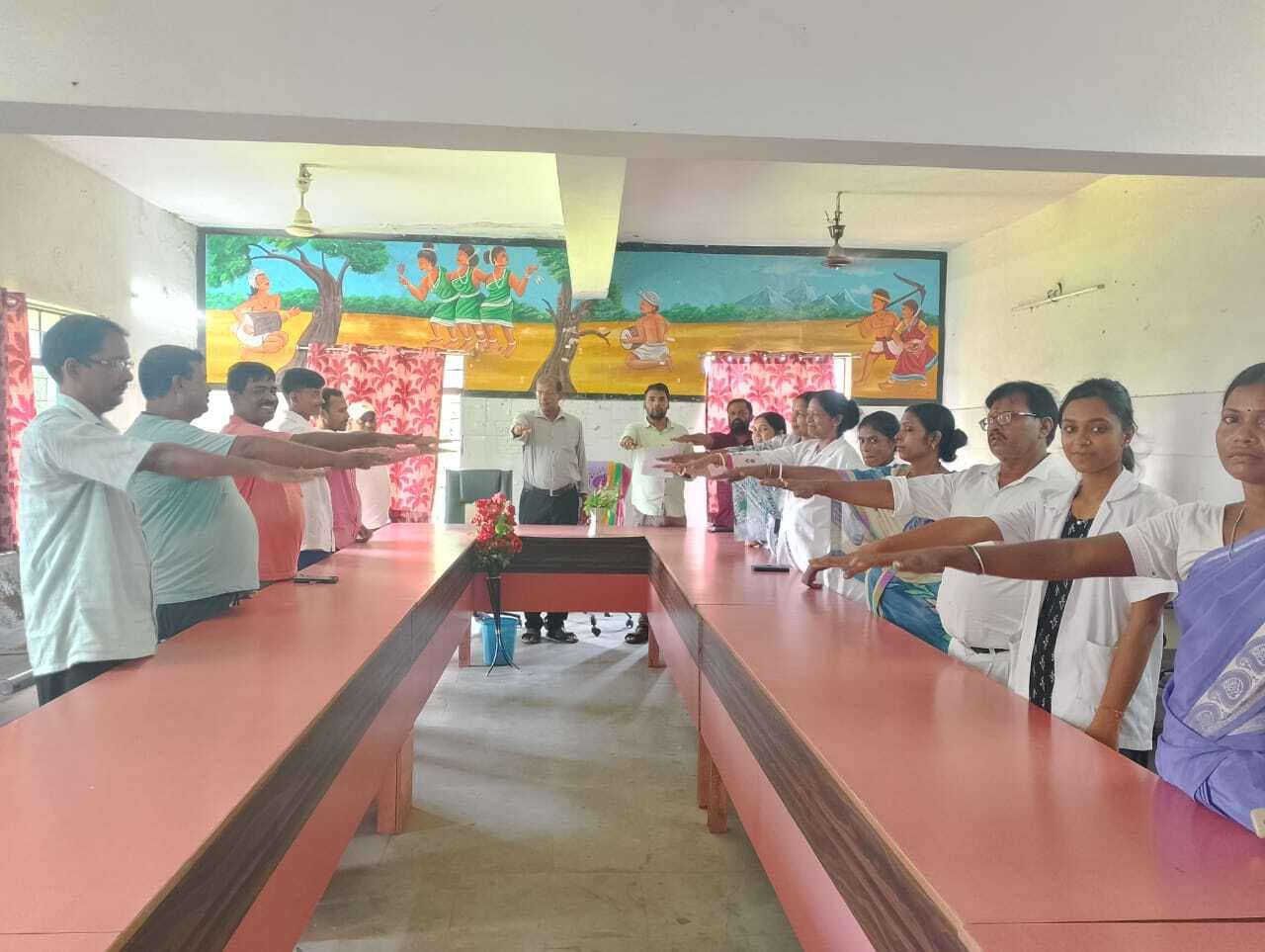 तंबाकू का उपयोग न करने की दिलायी गयी शपथ