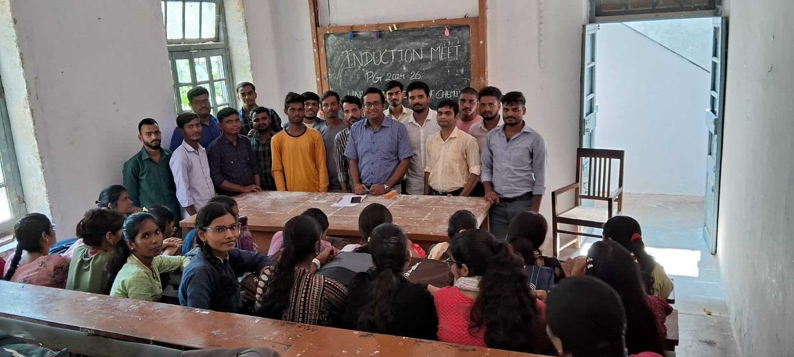 नये छात्र अनुशासित होकर करें ज्ञानार्जन - प्रो. प्रभात कुमार