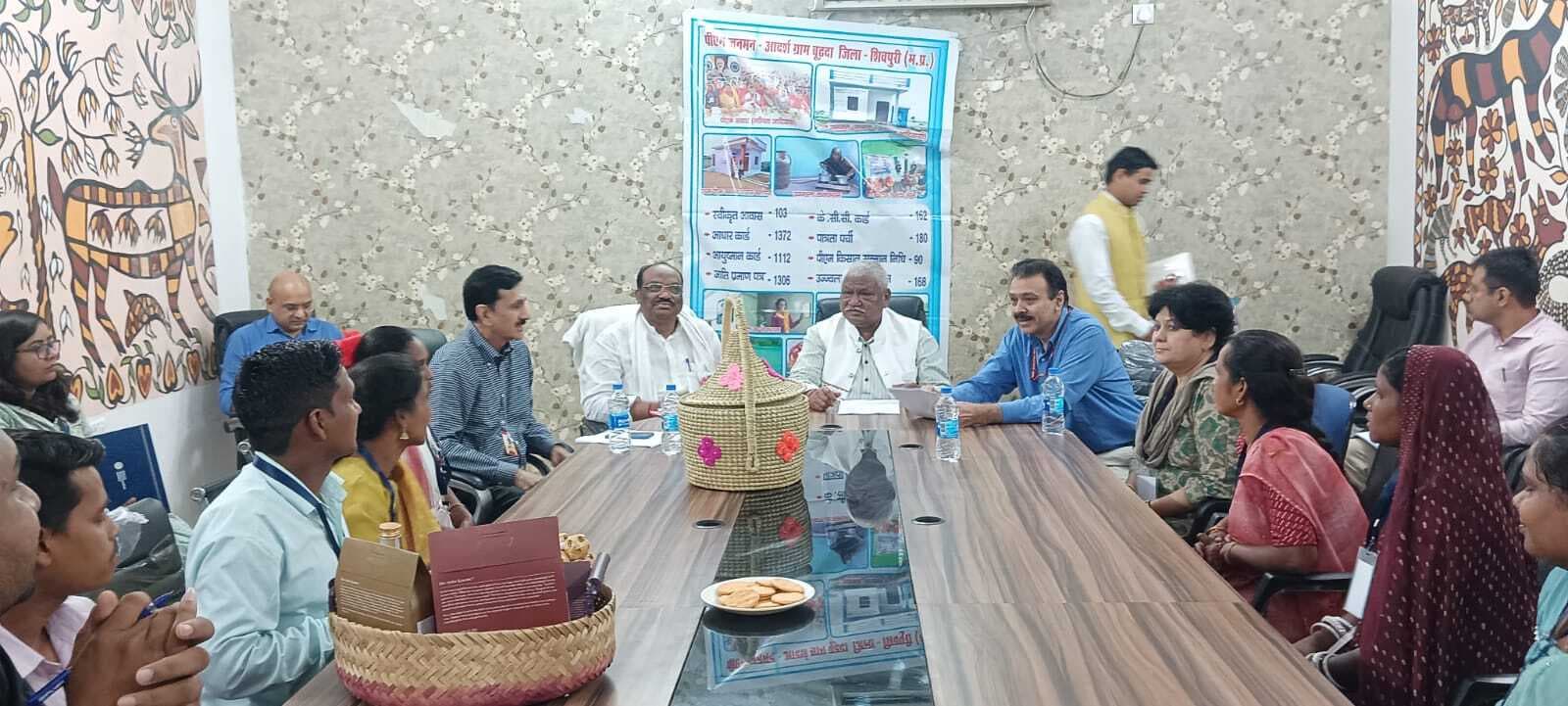 छह राज्यों से आये आदिवासी प्रतिनिधि, पीएम को भेंट करेंगे वन उत्पाद