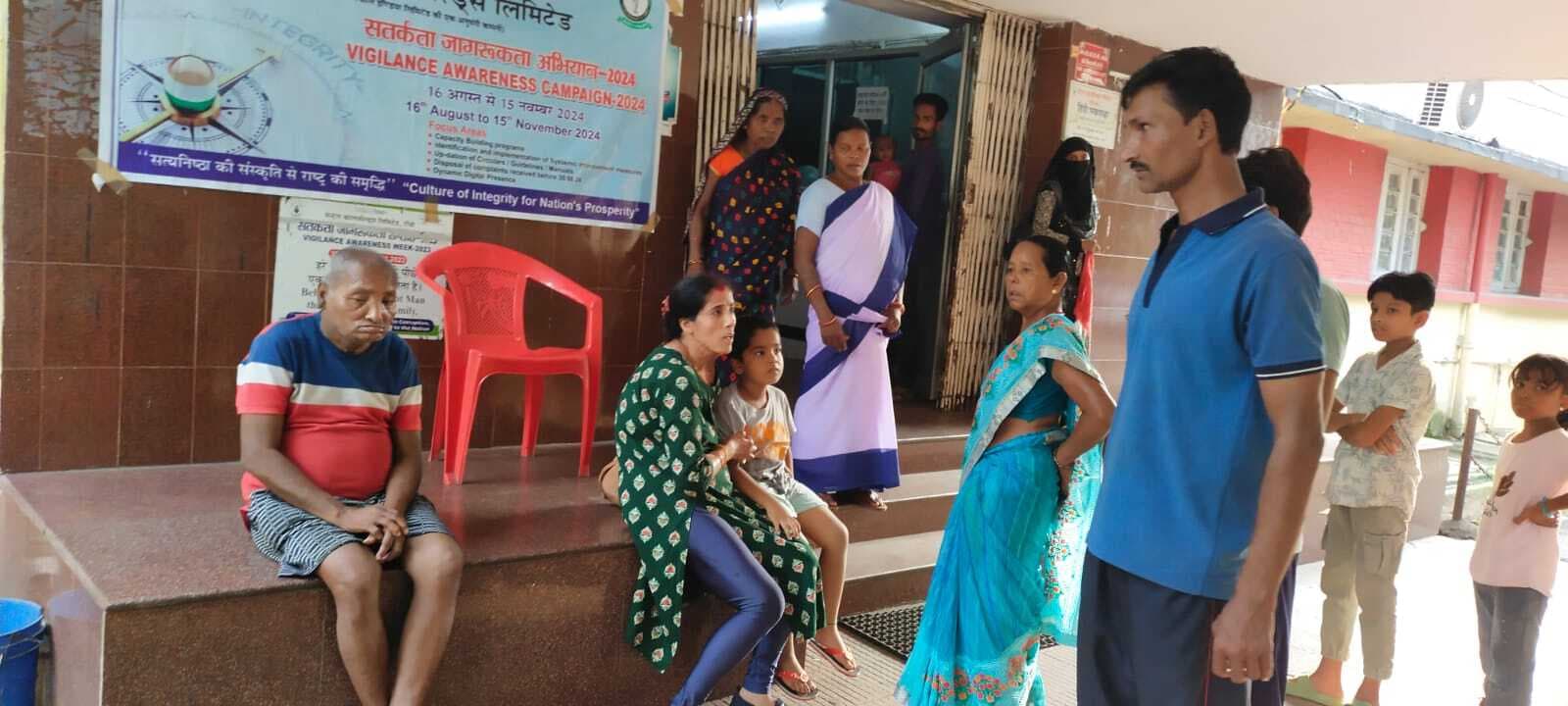 BOKARO NEWS : पेड़ से टकरायी कार, सेवानिवृत्त फौजी की मौत