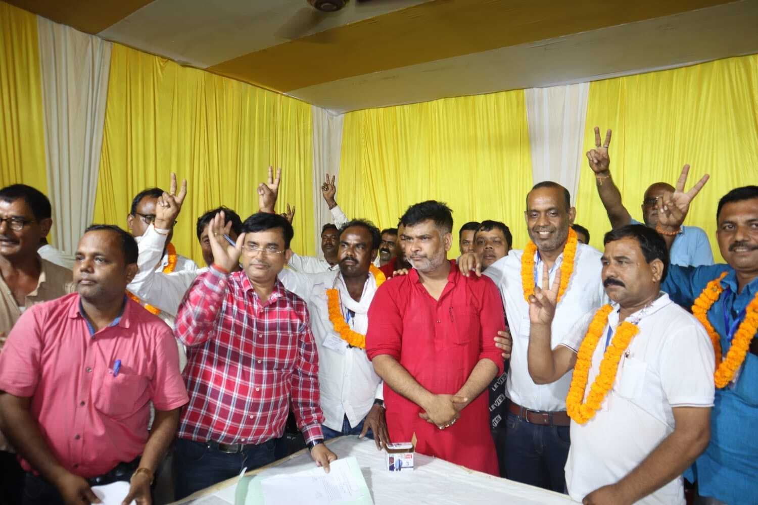 DHANBAD NEWS : गौरी शंकर बने कोल बोर्ड को-ऑपरेटिव के नये अध्यक्ष, कृष्णा सिंह सचि