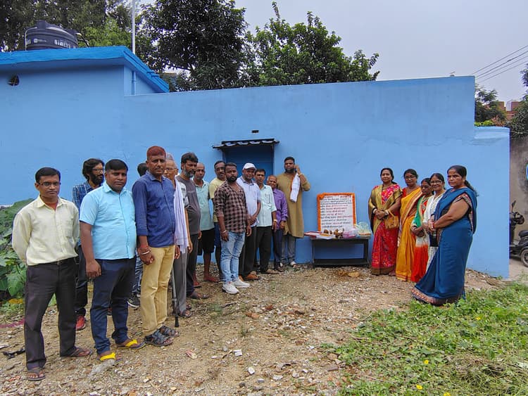 जिला परिषद सदस्य ने किया आंगनबाड़ी निर्माण का शिलान्यास