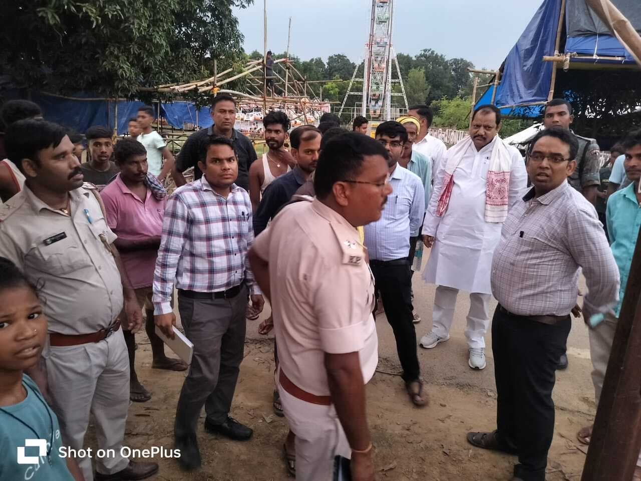 Munger News : तिलडीहा जाने वाले मार्ग में भक्तों को नहीं हो परेशानी, रोशनी व सफाई का रखें ख्याल