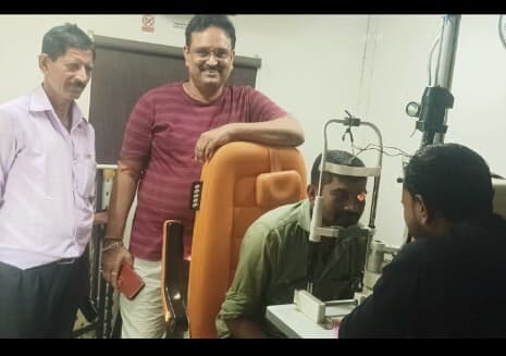 नेत्र शिविर में 100 रोगियों ने करायी जांच