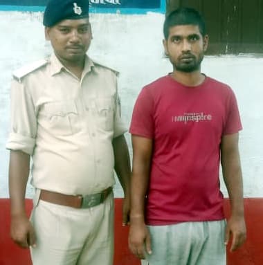 2.15 स्मैक के साथ एक युवक गिरफ्तार