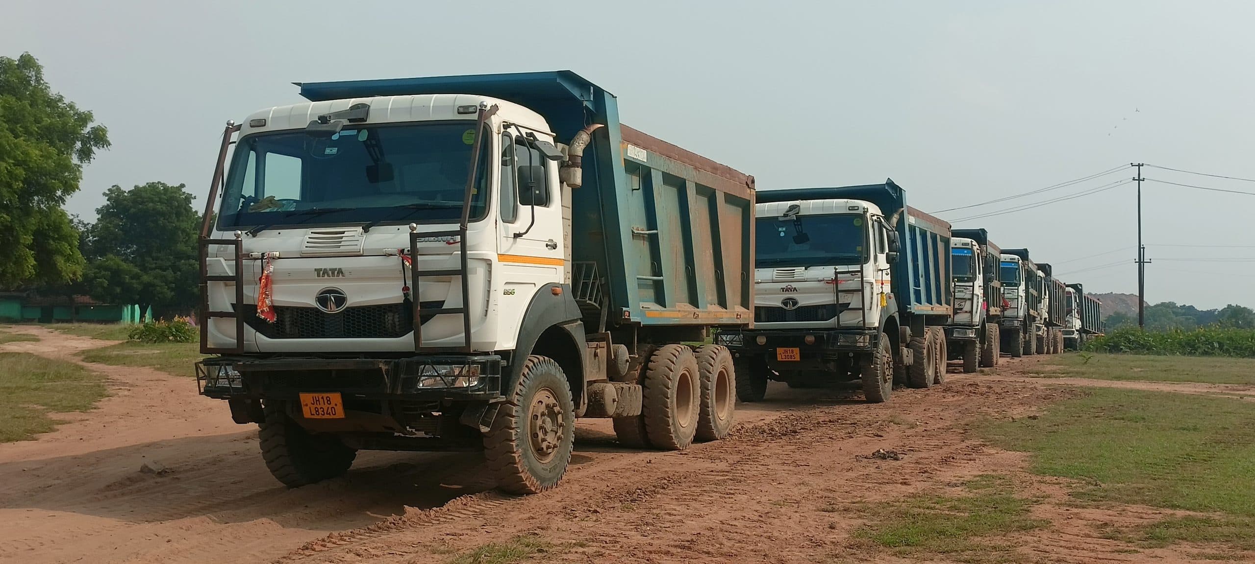 नौकरी व मुआवजे की रखी मांग, छह ओबी ढुलाई रखा ठप