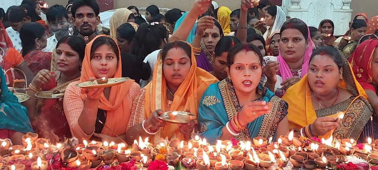 नवरात्र प्रारंभ होते ही भक्तिमय हुआ शहर का माहौल