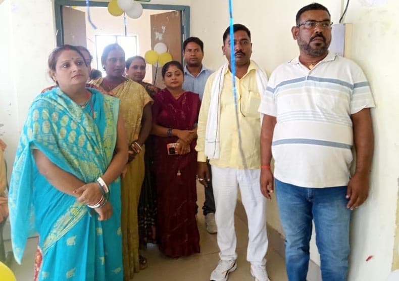 उप प्रमुख के खिलाफ अविश्वास प्रस्ताव पारित, गयी कुर्सी