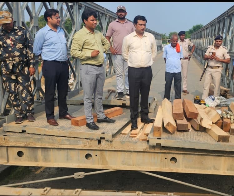 Jamui News : क्षतिग्रस्त बेली पुल की मरम्मत का कार्य शुरू, परिचालन को पूरे तरीके से कर दिया गया बंद