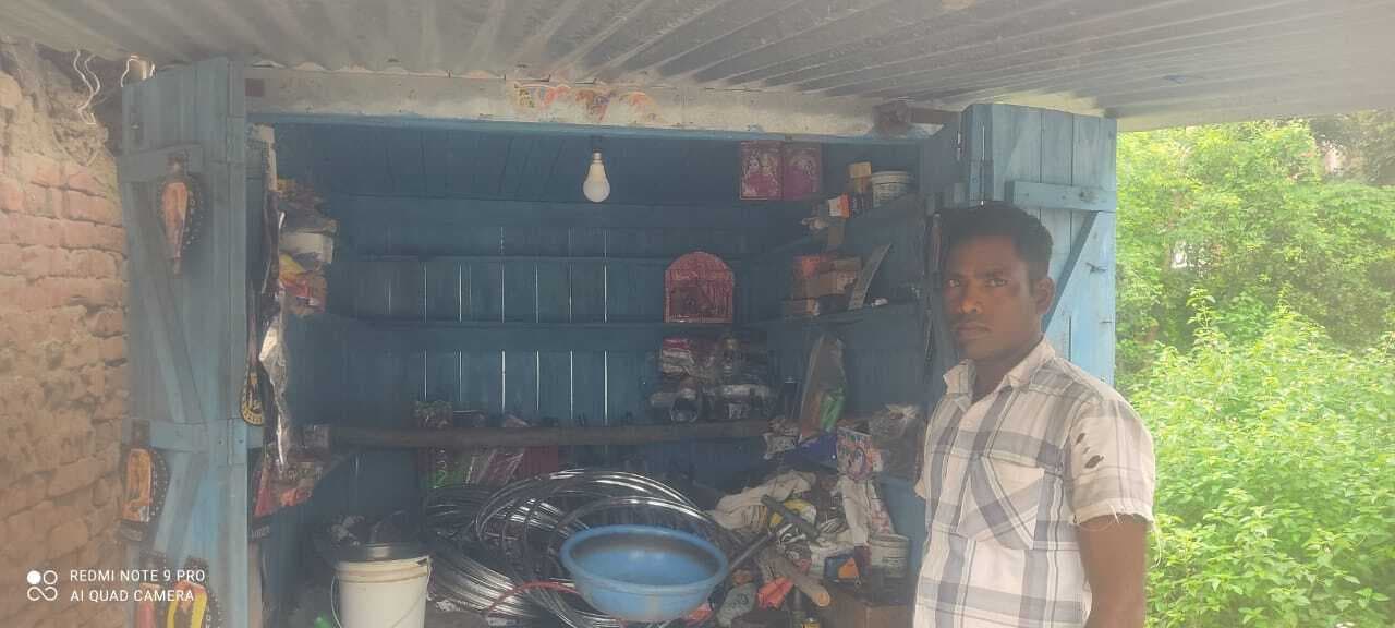 Jamui News : एक ही रात तीन दुकानों से लाखों के सामान की चोरी