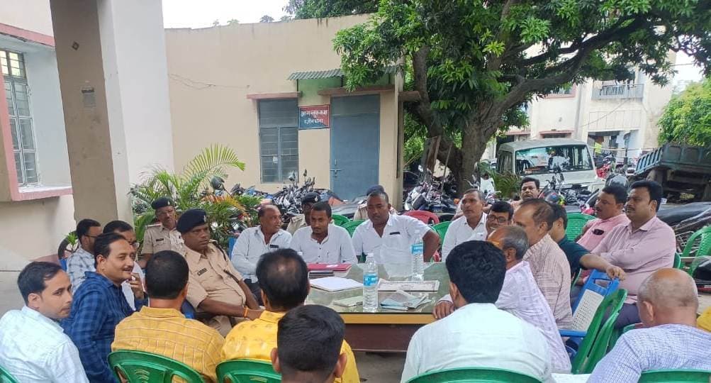 पूजा समितियों को लाइसेंस लेना अनिवार्य