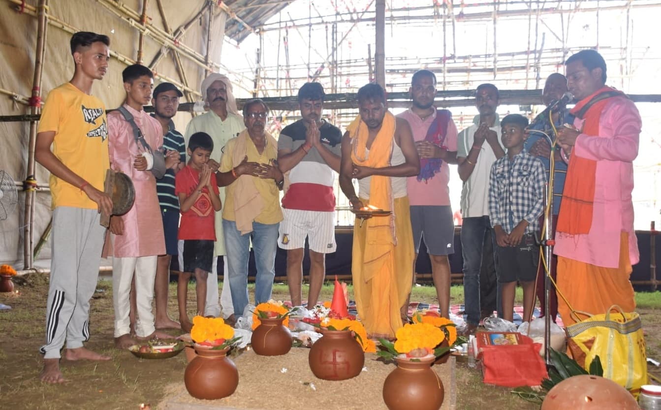 Bokaro News: मां शैलपुत्री की हुई आराधना, आज पूजी जायेंगी ब्रह्मचारिणी देवी