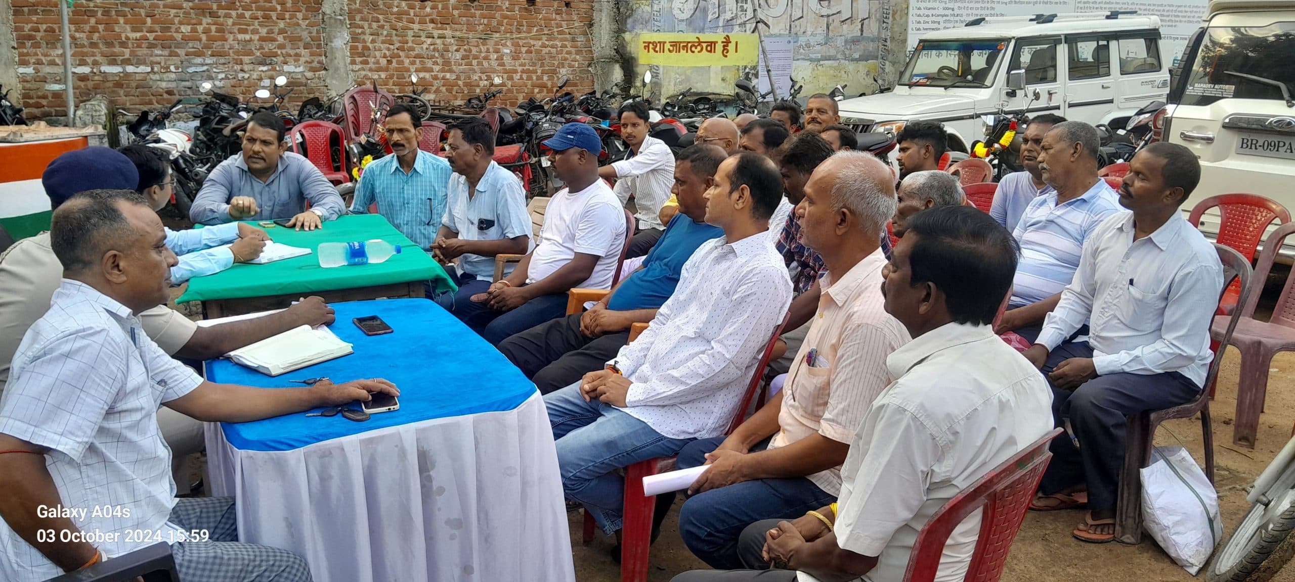 पूजा समिति ने की महिला पुलिस की मांग